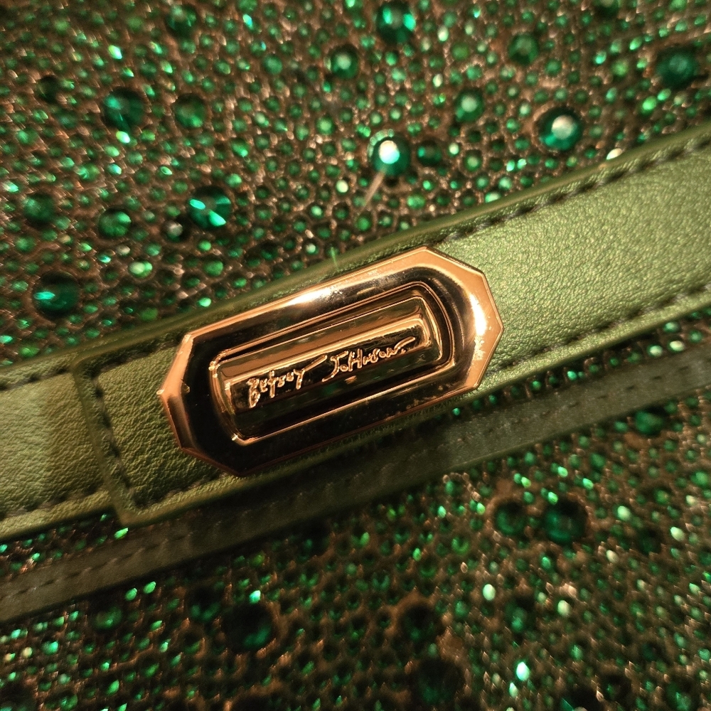 NWT Betsey Johnson Emerald Green Rhinestone Buckle Strap Purse - Picture 11 of 14